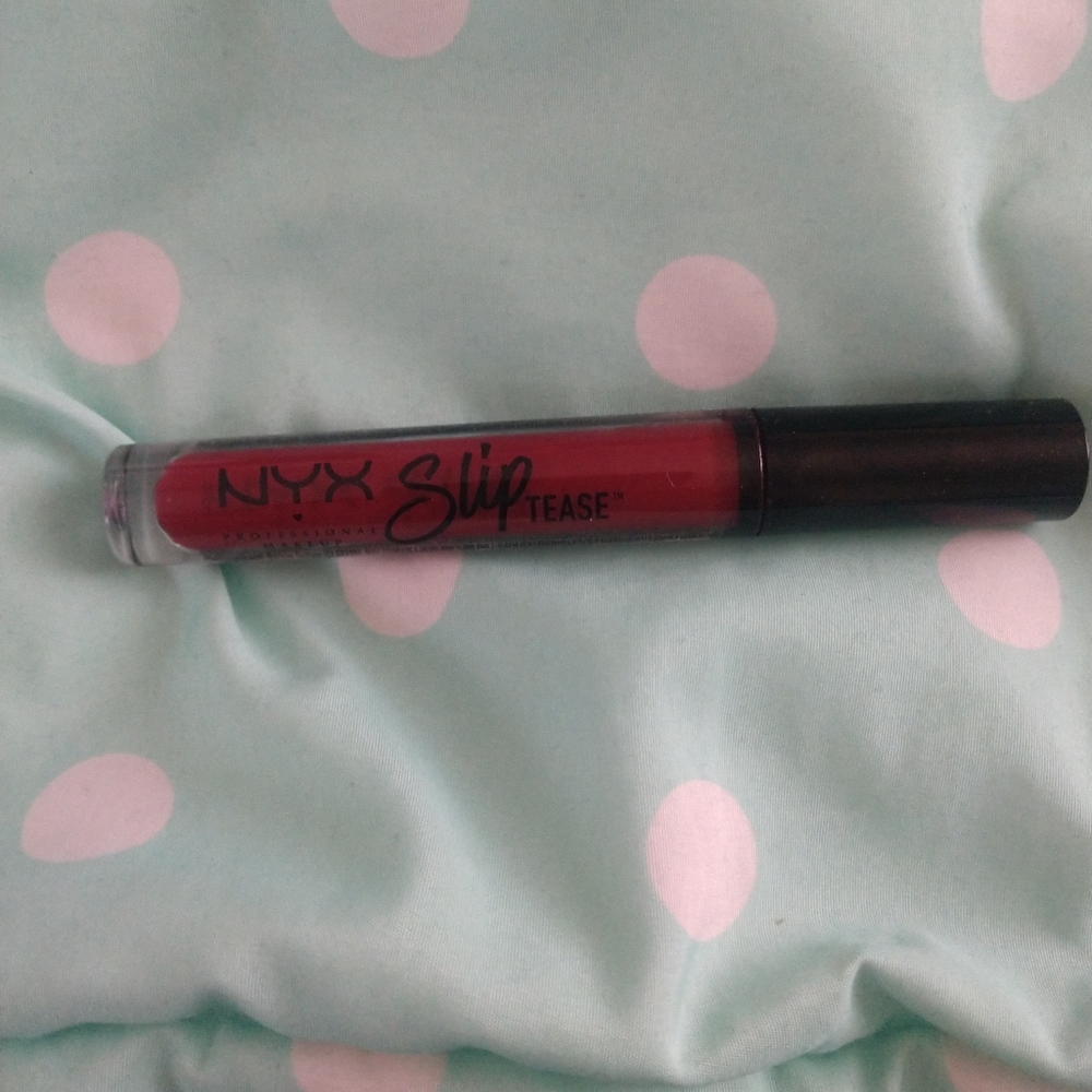 NYX Slip Tease Lipstick